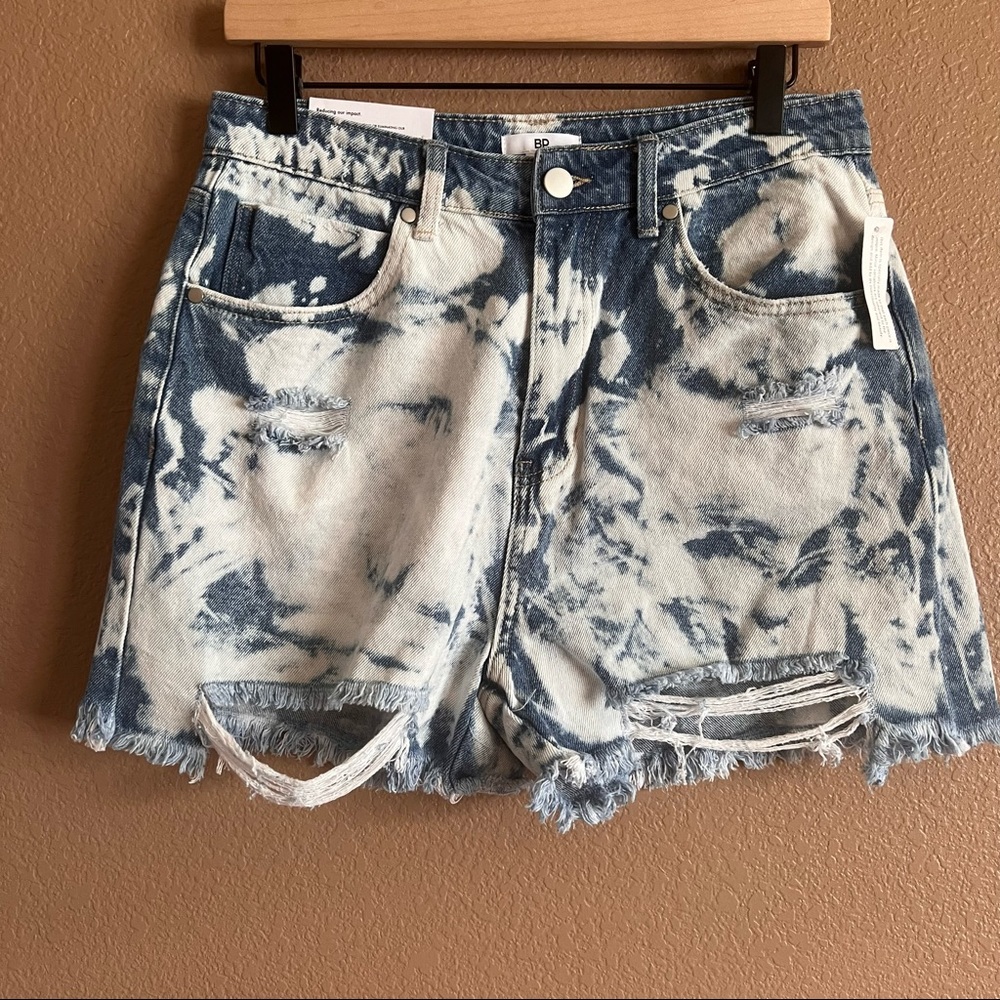 BP Bleach Washed Distressed High Rise Shorts Size 30 NWT